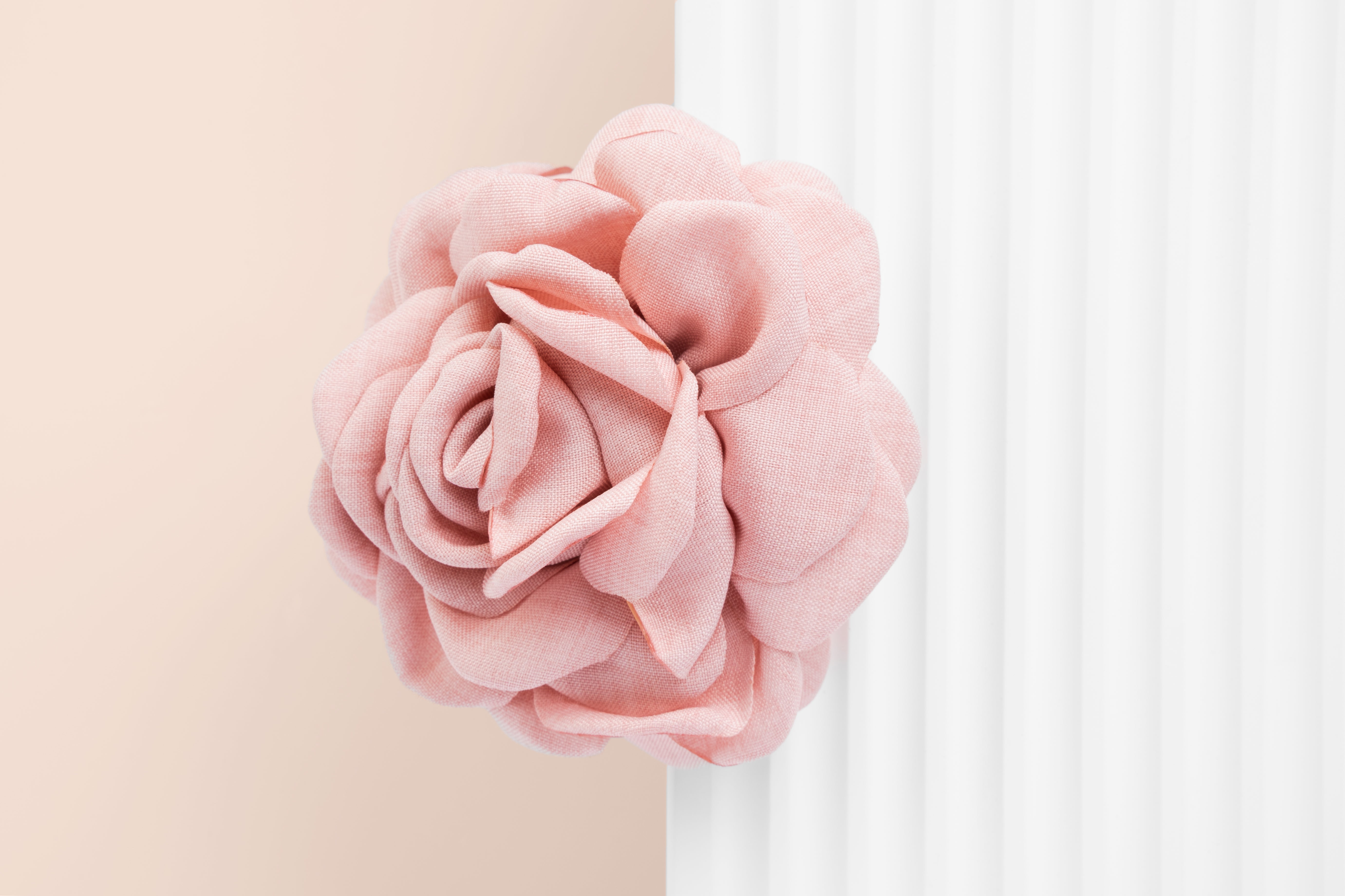 Flora Claw